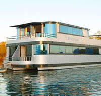 Coomera Houseboats - Australian Directory