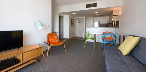 Swell Resort Burleigh Heads - Australian Directory 11