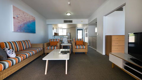 Swell Resort Burleigh Heads - Australian Directory 26