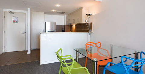 Swell Resort Burleigh Heads - Australian Directory 5