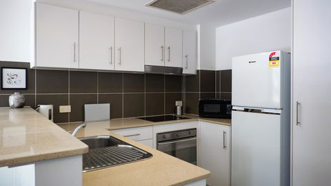 Swell Resort Burleigh Heads - Australian Directory 42