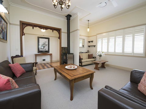 The Guesthouse Maleny - Australian Directory 24