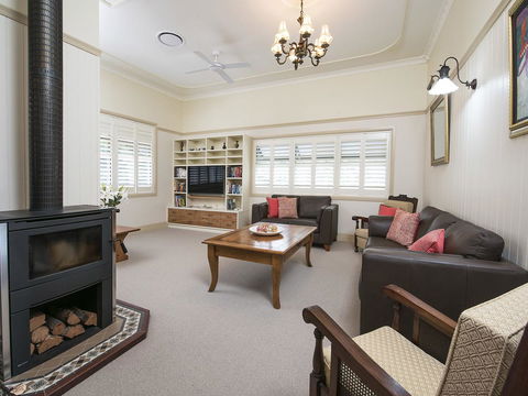The Guesthouse Maleny - Australian Directory 25