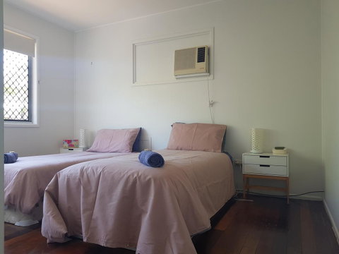 Highland House - Australian Directory 24