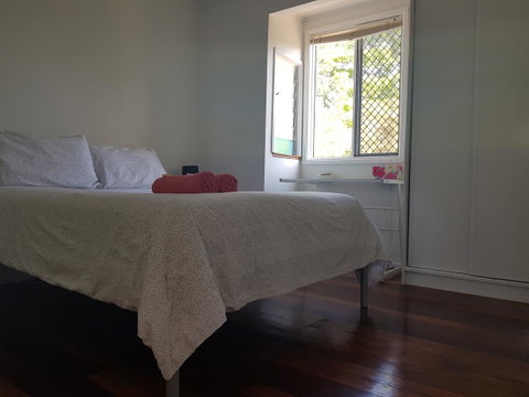 Highland House - Australian Directory 26