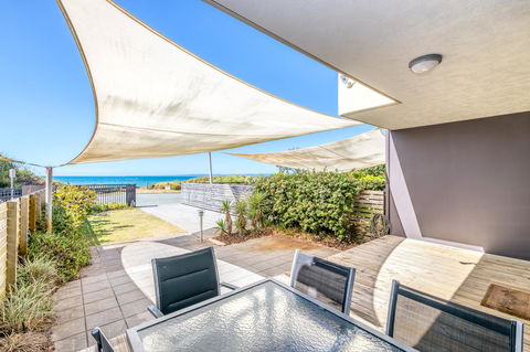 On The Beach Resort Bribie Island - Australian Directory 17