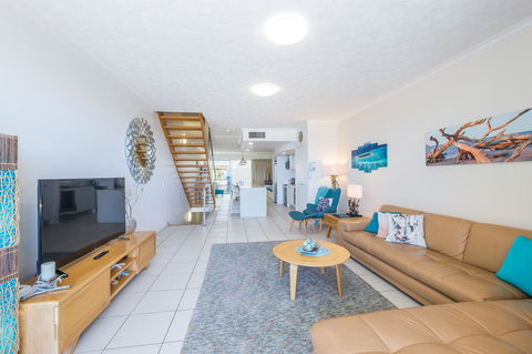 On The Beach Resort Bribie Island - Australian Directory 6