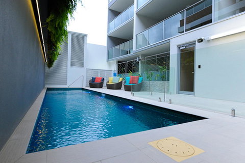 Morgan Suites - Australian Directory 7