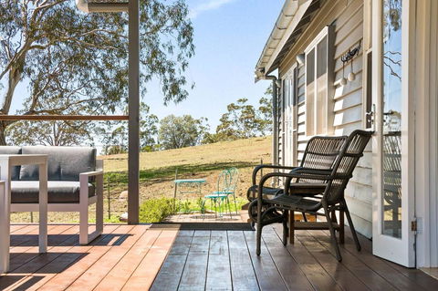 Hollow Tree Farm - Australian Directory 22