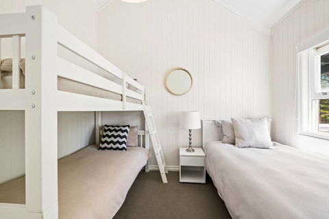 Hollow Tree Farm - Australian Directory 5