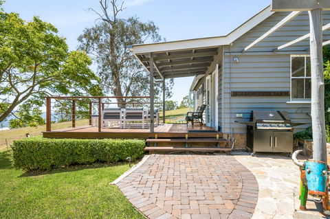 Hollow Tree Farm - Australian Directory 18