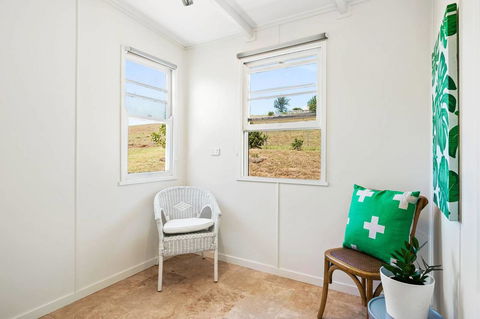 Hollow Tree Farm - Australian Directory 7