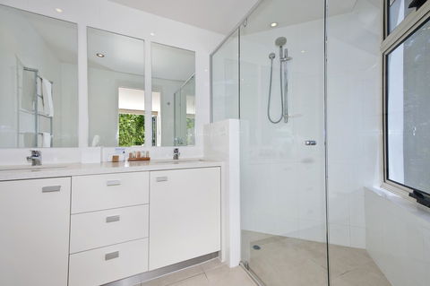 Picture Point Terraces - Australian Directory 31