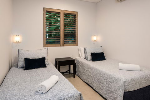 Picture Point Terraces - Australian Directory 27