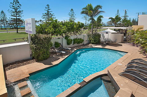 Meridian Alex Beach Apartments - Australian Directory 1
