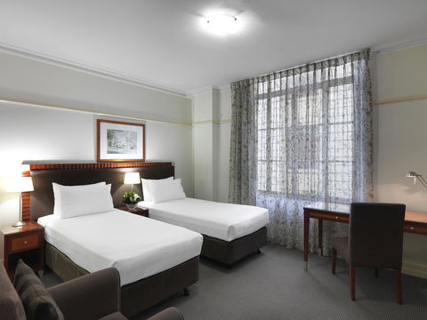 Adina Apartment Hotel Brisbane Anzac Square - Australian Directory 3