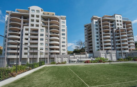 The Oasis Apartments - Australian Directory 4