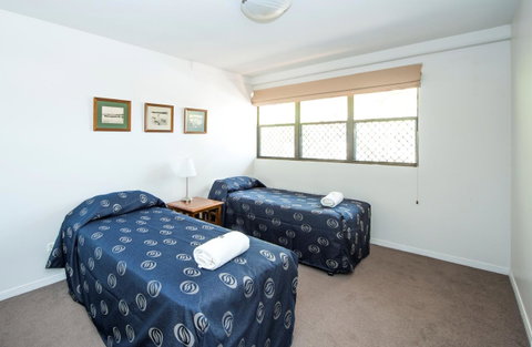 The Oasis Apartments - Australian Directory 14