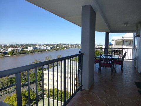 The Oasis Apartments - Australian Directory 20