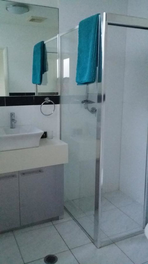 Sutton's Beach Unit - Australian Directory 10