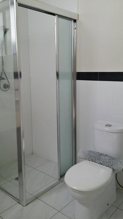 Sutton's Beach Unit - Australian Directory 12