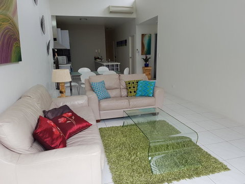 Sutton's Beach Unit - Australian Directory 0