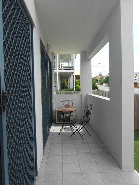 Sutton's Beach Unit - Australian Directory 20