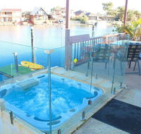 Waterside Resort Style - Australian Directory