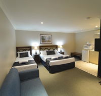 Wattle Grove Motel - Australian Directory
