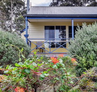 Waverley House Cottages - Australian Directory
