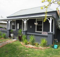 Welcome Stranger Cottage - Australian Directory