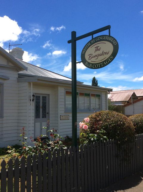 Westbury Gingerbread Cottages - Australian Directory 1