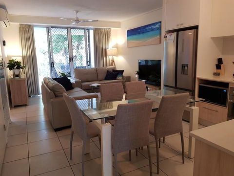 Whalecove Apartments - Australian Directory 1