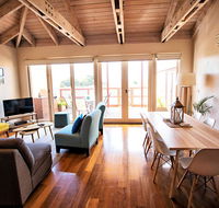 WHARF COTTAGE - Australian Directory