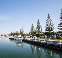 White Caps B - New Styles  Spacious Home - Australian Directory