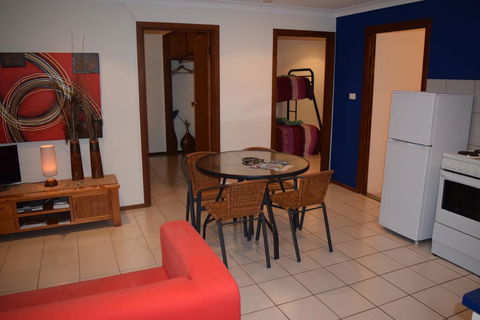 Wildsights Beach Units - Australian Directory 1