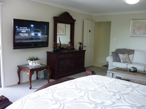 Willowbank Drive Bed & Breakfast - Australian Directory 1