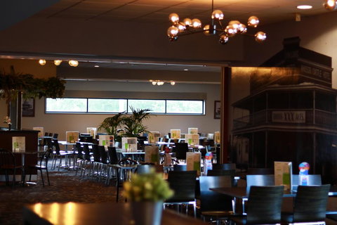 Windsor Castle Hotel - Australian Directory 2