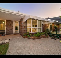 Woorim Secluded Palms Cottage - Australian Directory