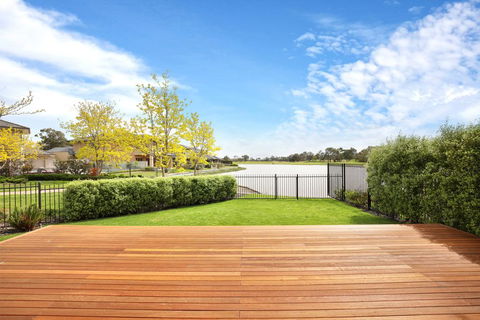 Xus Residence - Australian Directory 1