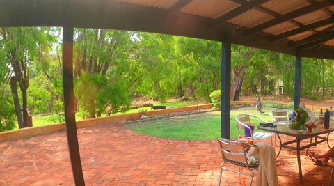 Yallingup Pet Friendly Bush Retreat - Australian Directory 1