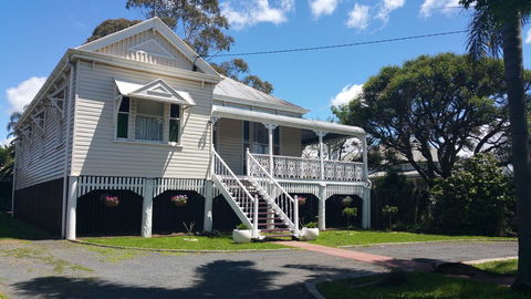 YesterYear On West - Australian Directory 0