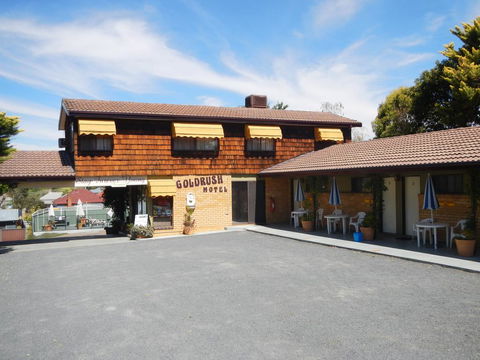 Young Goldrush Motel - Australian Directory 0