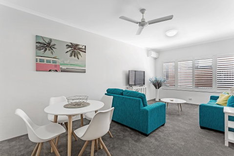 Zenith Unit 7 - Shoal Bay - Australian Directory 1