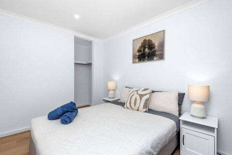 18 Bateman Retreat 4bdr 25bth - Australian Directory 3