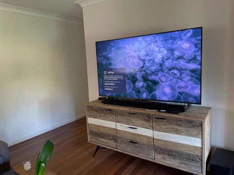 3BR Comfy Home, Gym & Garden In The Gap - Australian Directory 4