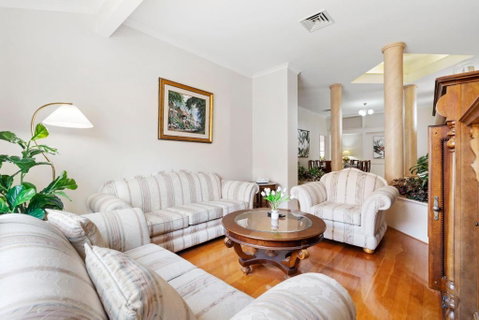 8 Flecker - Winthrop Mansion - Australian Directory 0