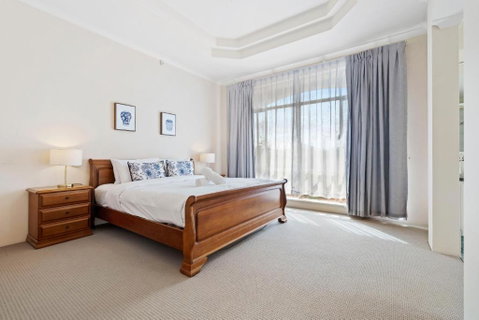 8 Flecker - Winthrop Mansion - Australian Directory 4