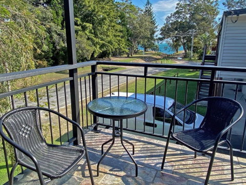 A BEACH AFFAIR - Australian Directory 0