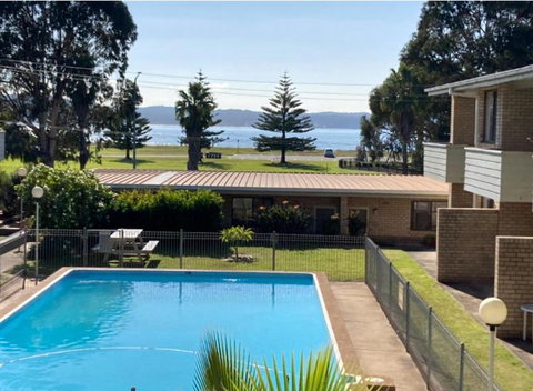 A Beach Apartment - Australian Directory 3